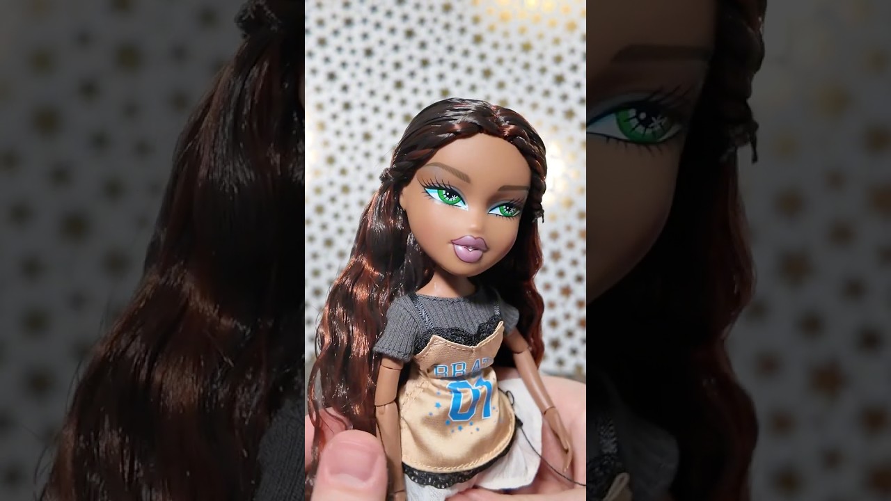 Muñeca Bratz Stylin' Sasha - Figura De Moda Con Ropa Y Accesorios - MGA Entertainment 544890 - Regalo Para Niñas De 6 A 12 Años - Colección De Muñecas Fashion