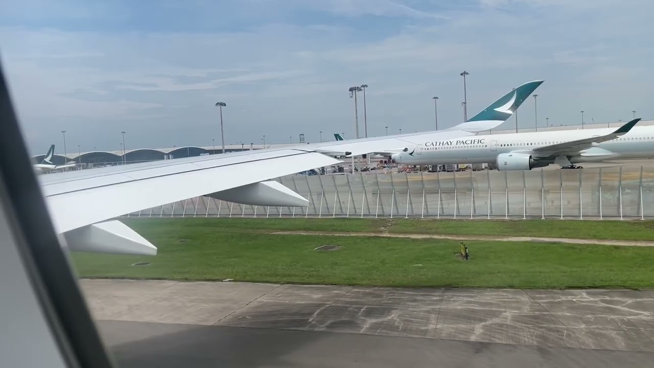 Cathay A350-1000 Departure out of Hong Kong 4K 