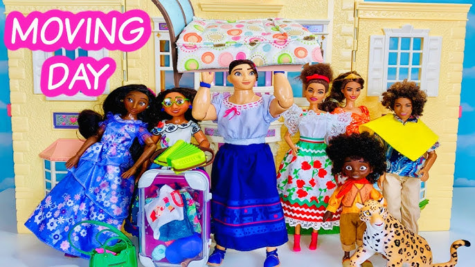 Encanto Doll Family Adventures, Vacation, Babysitting & Camping Trip 