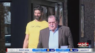 Mitchell man kicked out of school board meeting turns himself in Thursday
