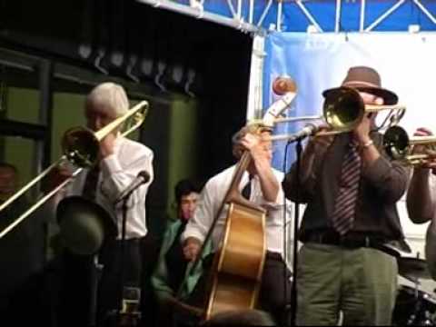 Savannah Jazz Band Plays While We Danced At The Mardi Gras Youtube savannah jazz band plays while we danced at the mardi gras
