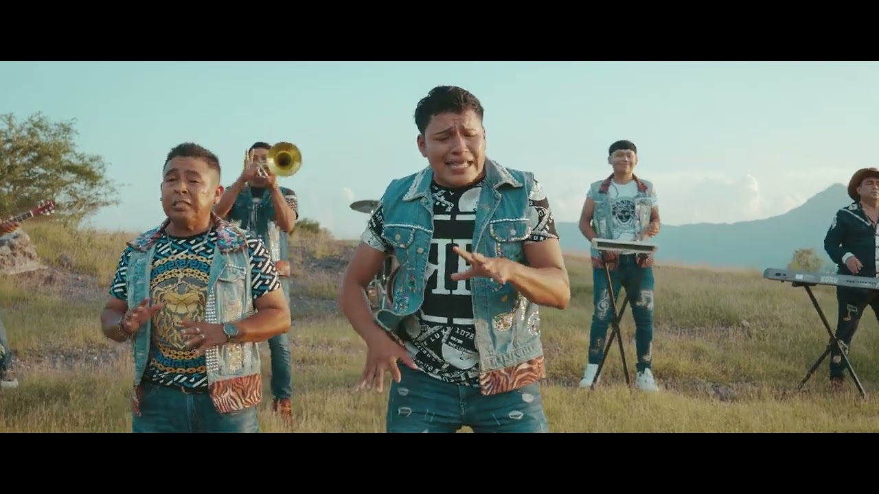 LE HACE FALTA UN BESO❤️‍🔥 - LOS OBREROS DE TLAPEHUALA estreno 2023 🔥