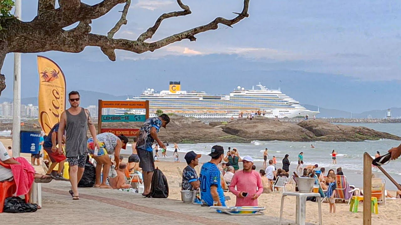 Praia Cabeçudas..itajai SC..