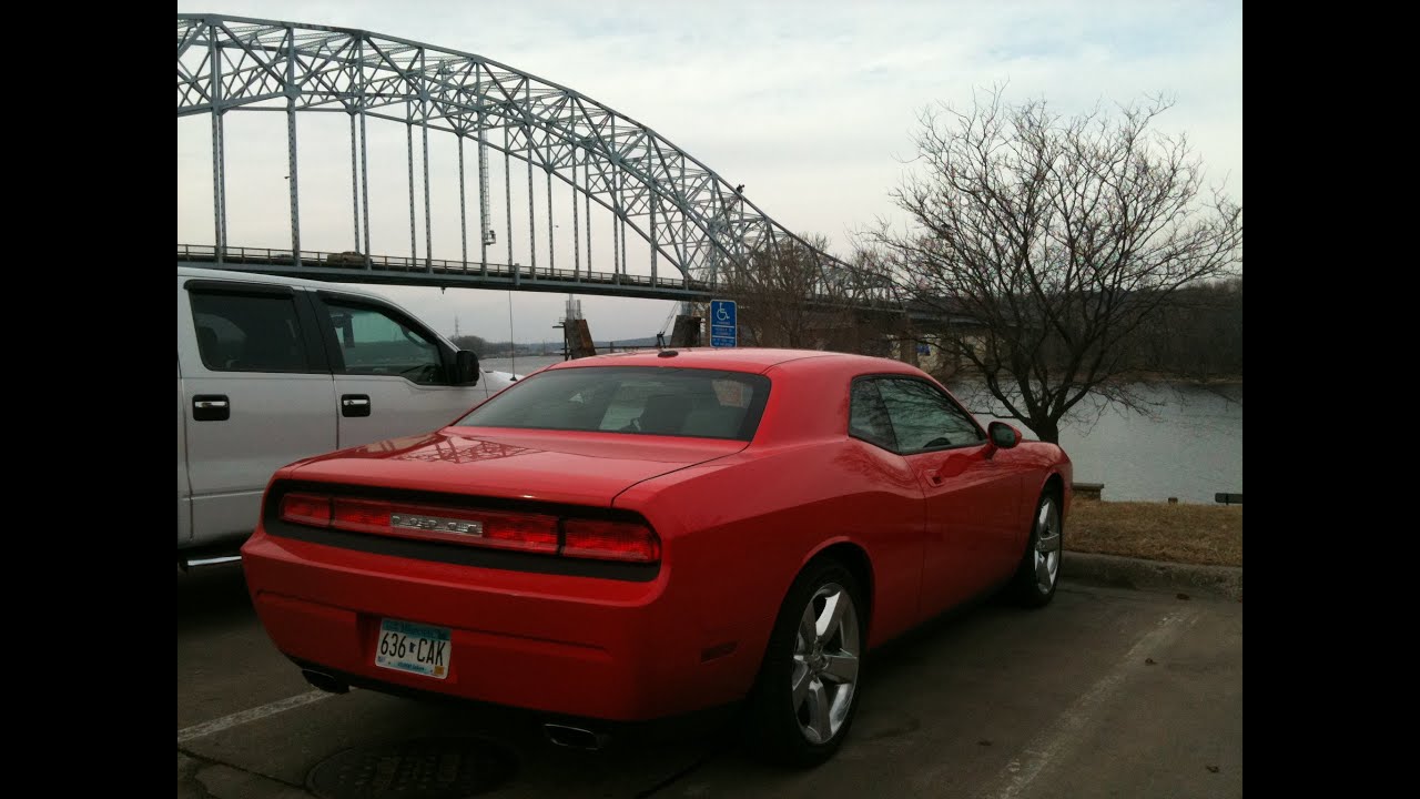 11 dodge challenger