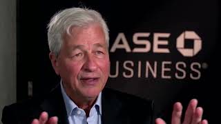 JPMorgan CEO sees potential economic 'storm clouds'