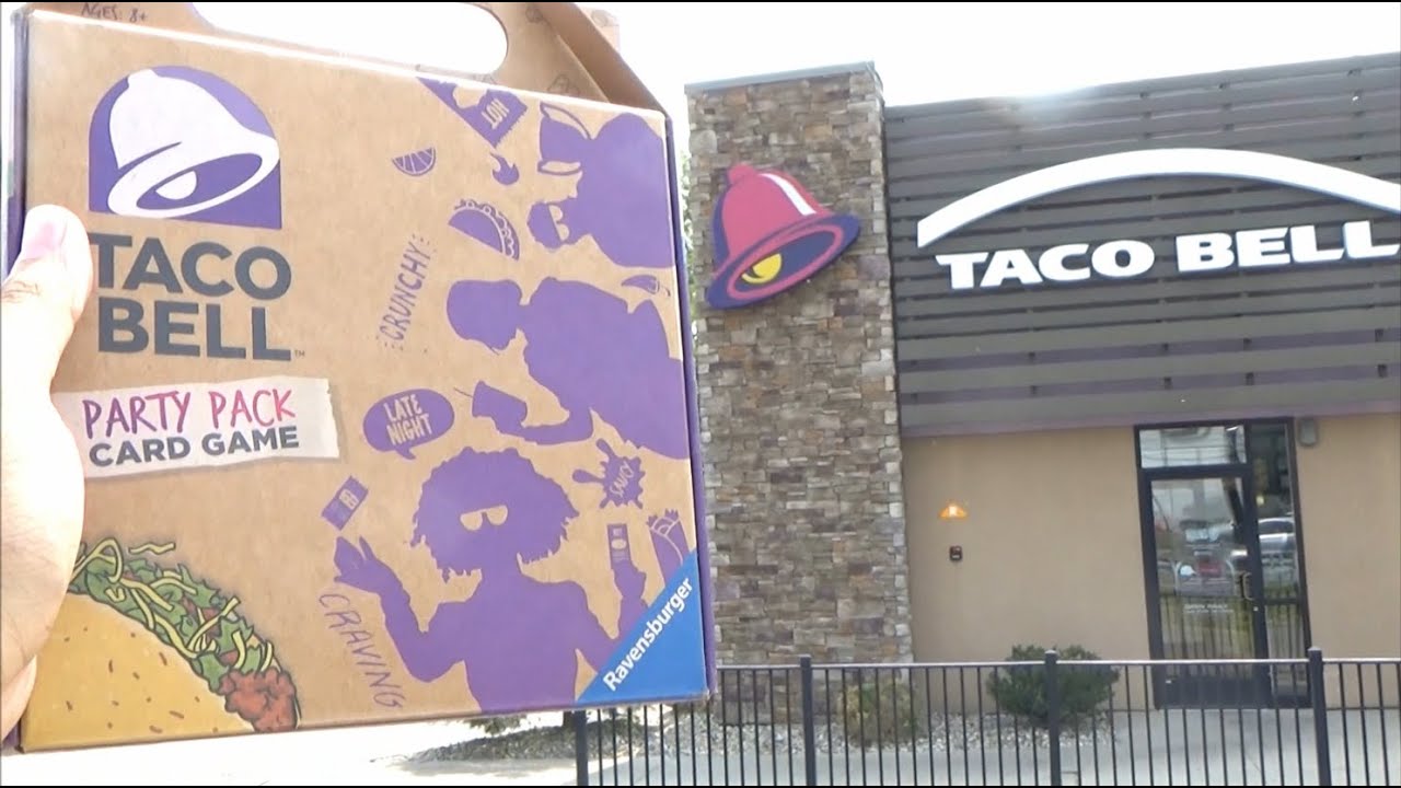 Live Mas, Eat Mas, Play Mas Taco Bell Party Pack Card Game by