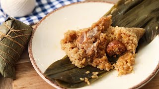 咸蛋黄鲜肉粽 超详细包粽子手法讲解 饱满不露馅（ Salted Yolks and Pork Zongzi）