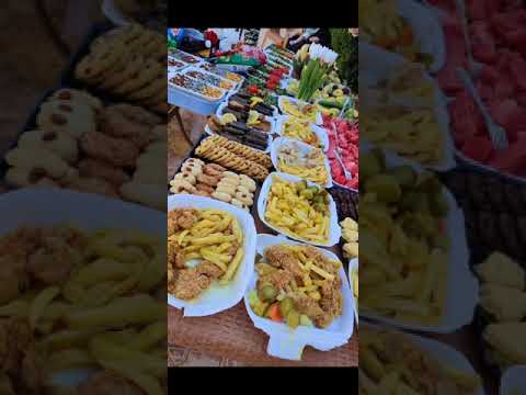 بقلوبنا أصدقاء يعادلون الحب الف مرة ابوسكن انا مغلاكن والله كان احلا يوم بعمري دخيل ئلبكن 