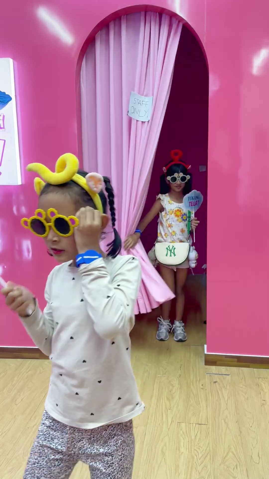 LEIKA DAN SAHABAT NYA FASION SHOW COSPLAY JADI TELETUBBIES #leika #shorts