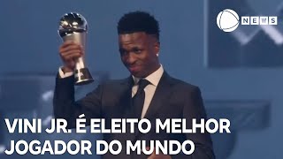 Vini Jr. é eleito melhor jogador do mundo pela Fifa
