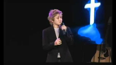 MUST WATCH this 13yr old sing a beautiful song
