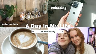 Chill day at home VLOG | unboxing the new iPhone 14 pro + redecorating apartment
