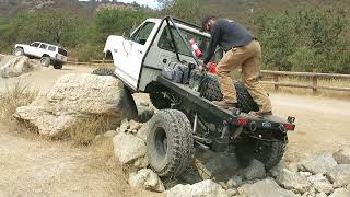 F250 Rock Crawler Does Squeeze Rock at Hollister Hills!!