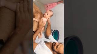 4 Months Baby First Bath With His Dad