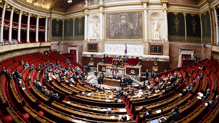Législatives : les collaborateurs parlementaires craignent pour leur situation