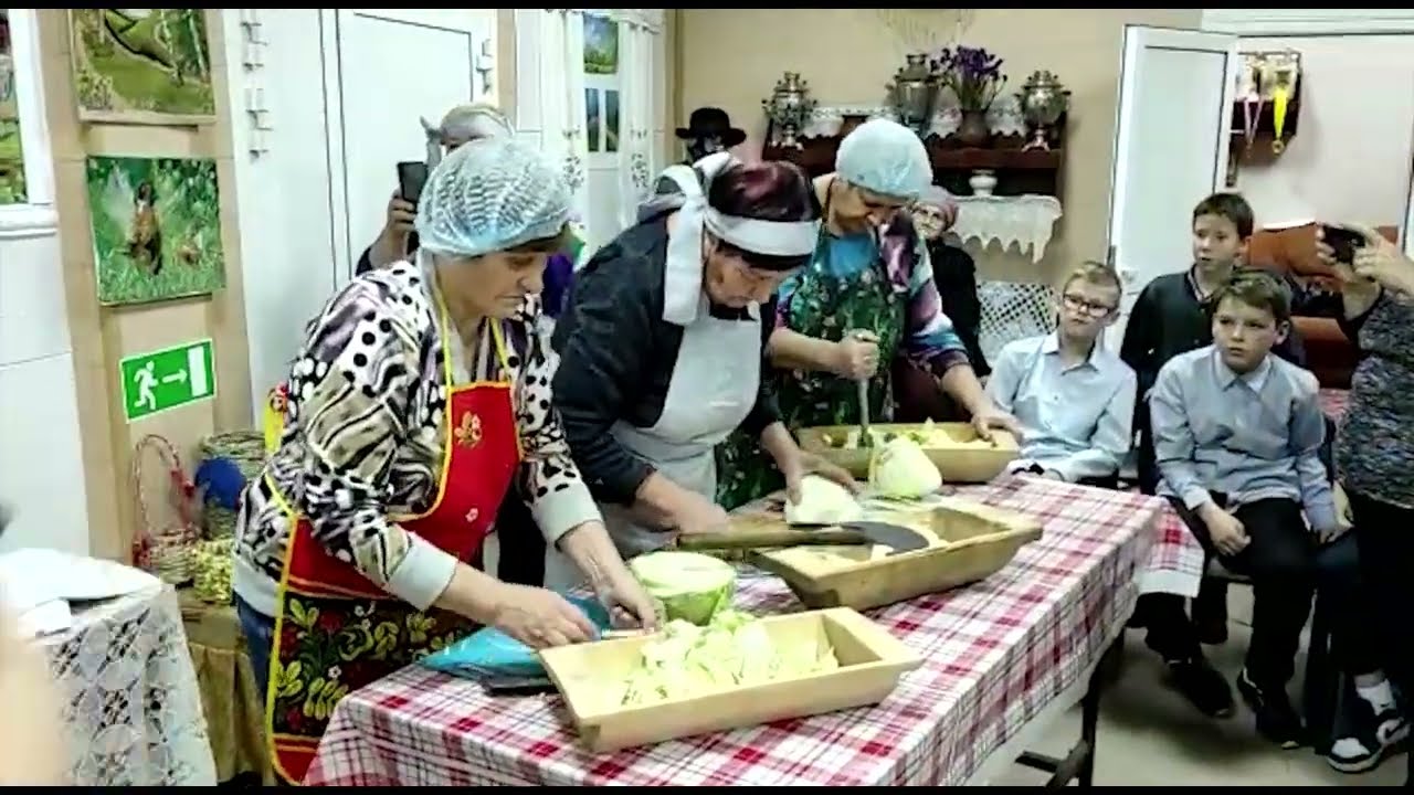Возрождение деревенских праздников отметили в клубе деревни Поспелково