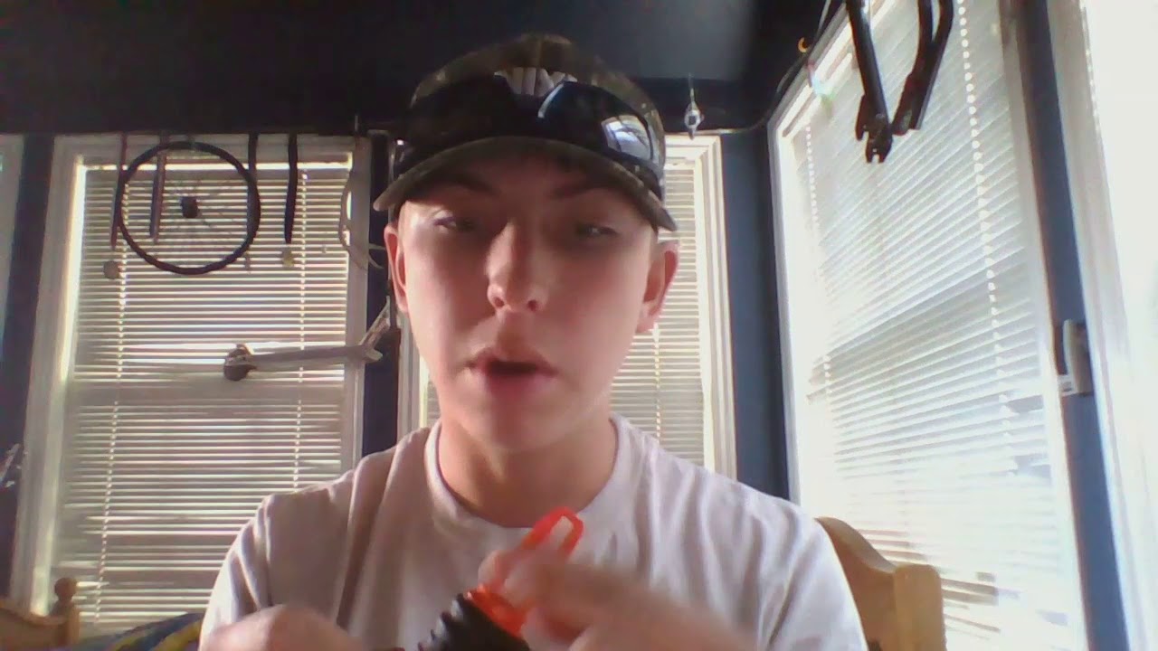 How to use the Primos IMAKA DABULL CRAZY elk call. (good estrus call)