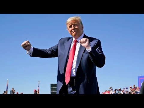 Дональд Трамп танцует под Macho Man