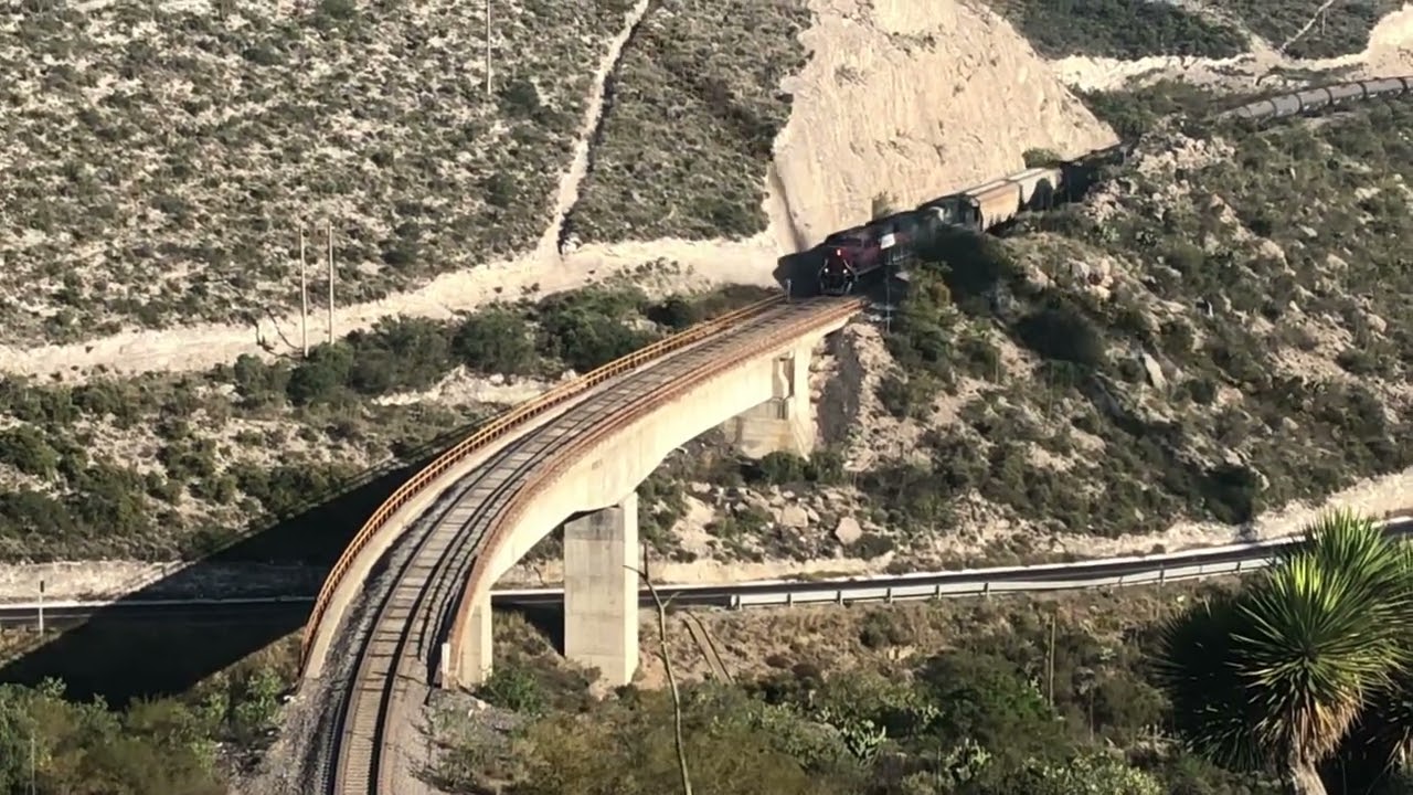 Viajando de madrugada hacia el aeropuerto 
