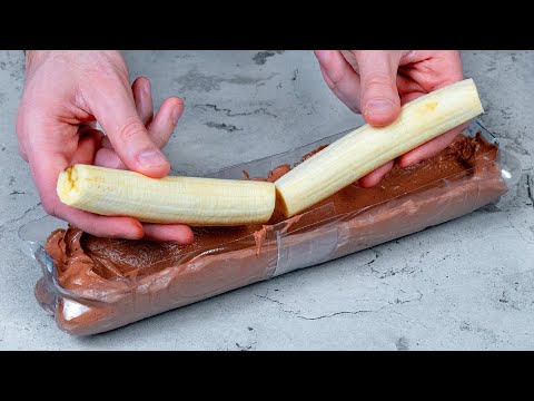 Prepare the cake that has conquered the world using 2 bananas and a plastic bottle!