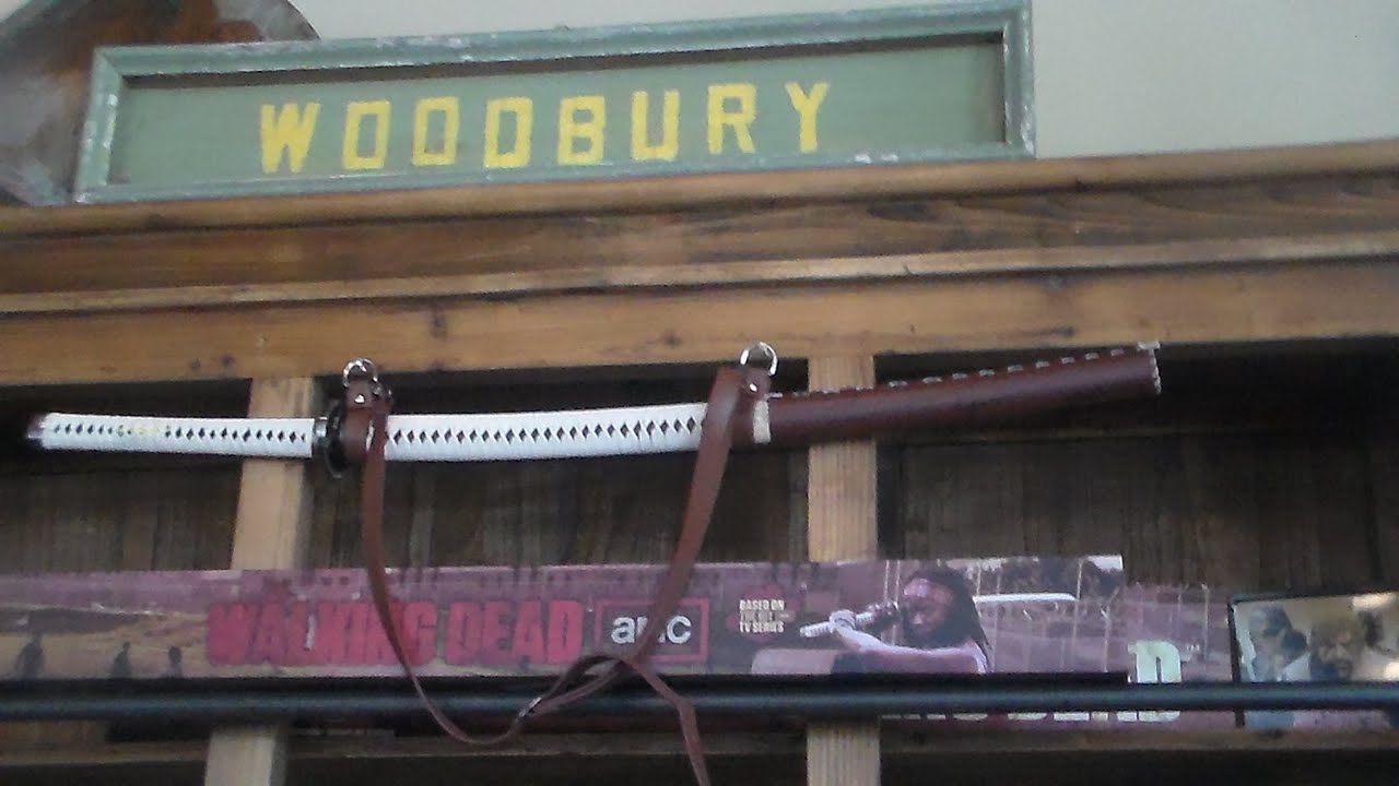 The Walking Dead Store (Museum) YouTube