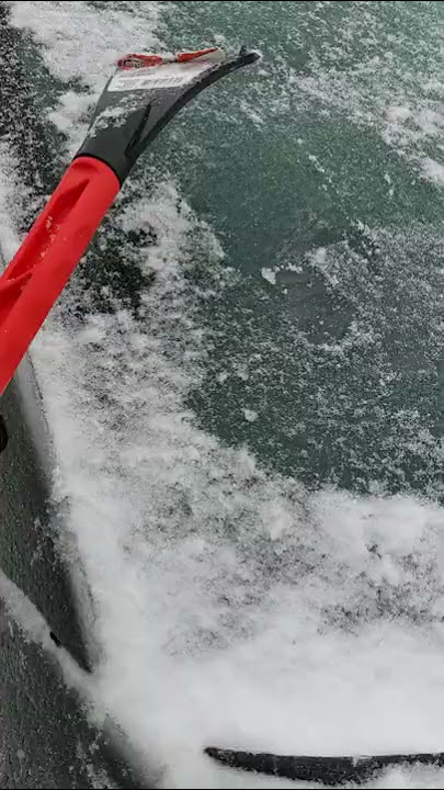 Garant Telescopic Pivoting Head and Scratch-Free EVA Foam Snow Brush With  Ice Scraper, 52-in