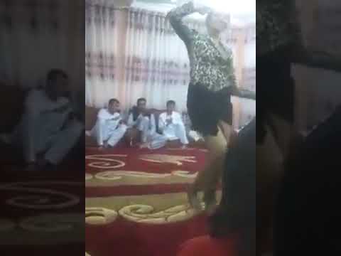رقص سيتا قاسمي بابت نشر وديو معضورم ولي هرگز سيتا و امثالش چون اريانا نماينده زنان پاك دامن افغانها