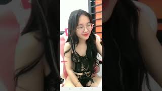 Bé Meow Qqlive Show Sexy Xem Nhiều Video Dưới Comment Săn Gái Show