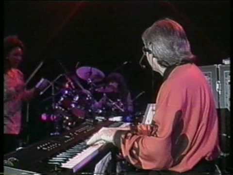 Gino Vannelli - Nightwalker (Live)