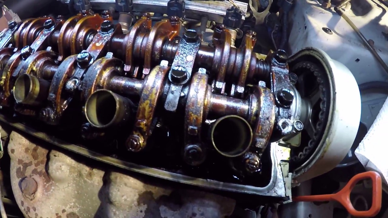 REPLACING OIL PAN GASKET/VALVE COVER GASKET!! YouTube