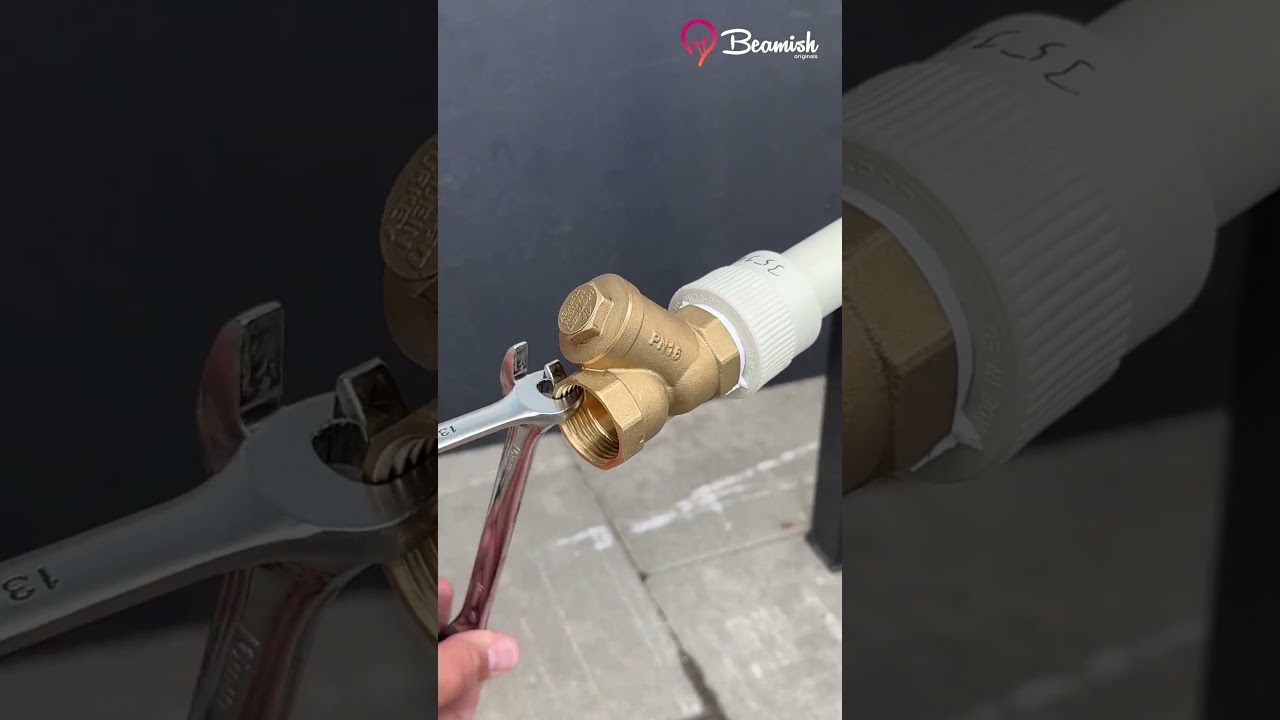 Wrench trick that makes the job easy! 