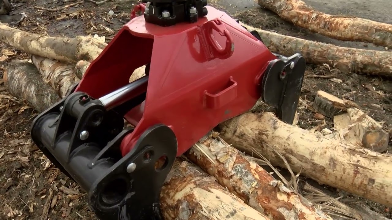 Unikatowy, wielofunkcyjny pojazd specjalny - trafił do jednostki PSP w Nowym Targu