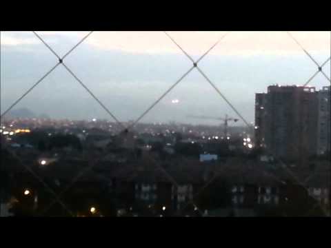 Santiago Chile's 2012 UFOs / OVNIs - December 17, 2012