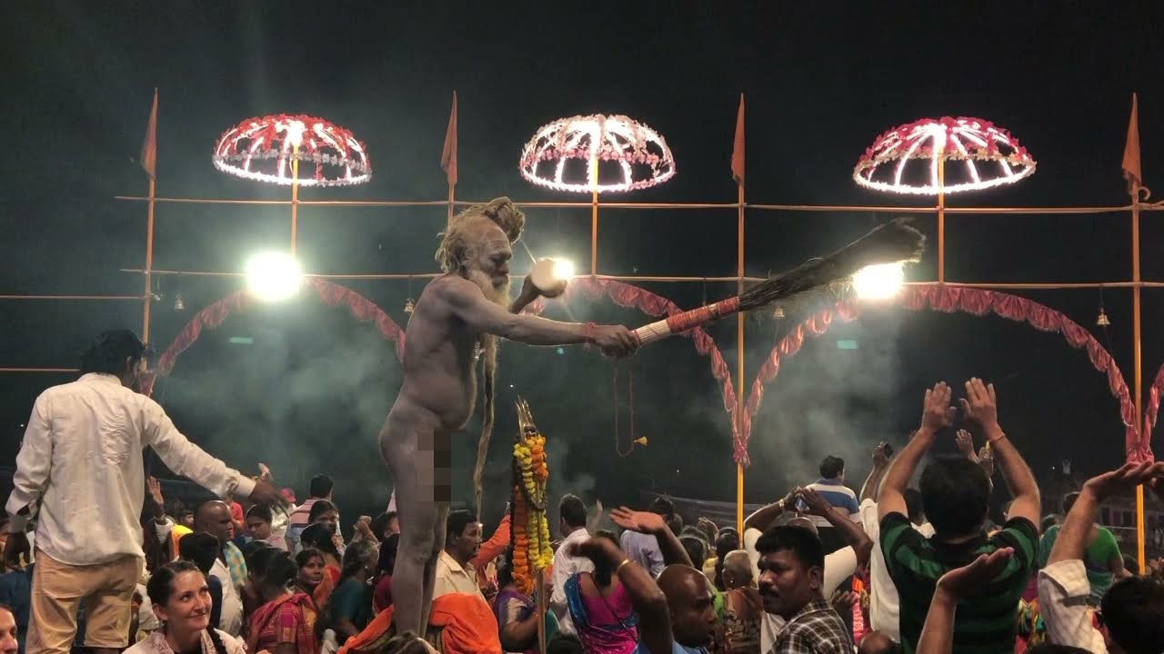 5 BEST THINGS TO DO IN INDIA, VARANASI. Sadhu Rituals and Aarti Ceremony for GANGA RIVER