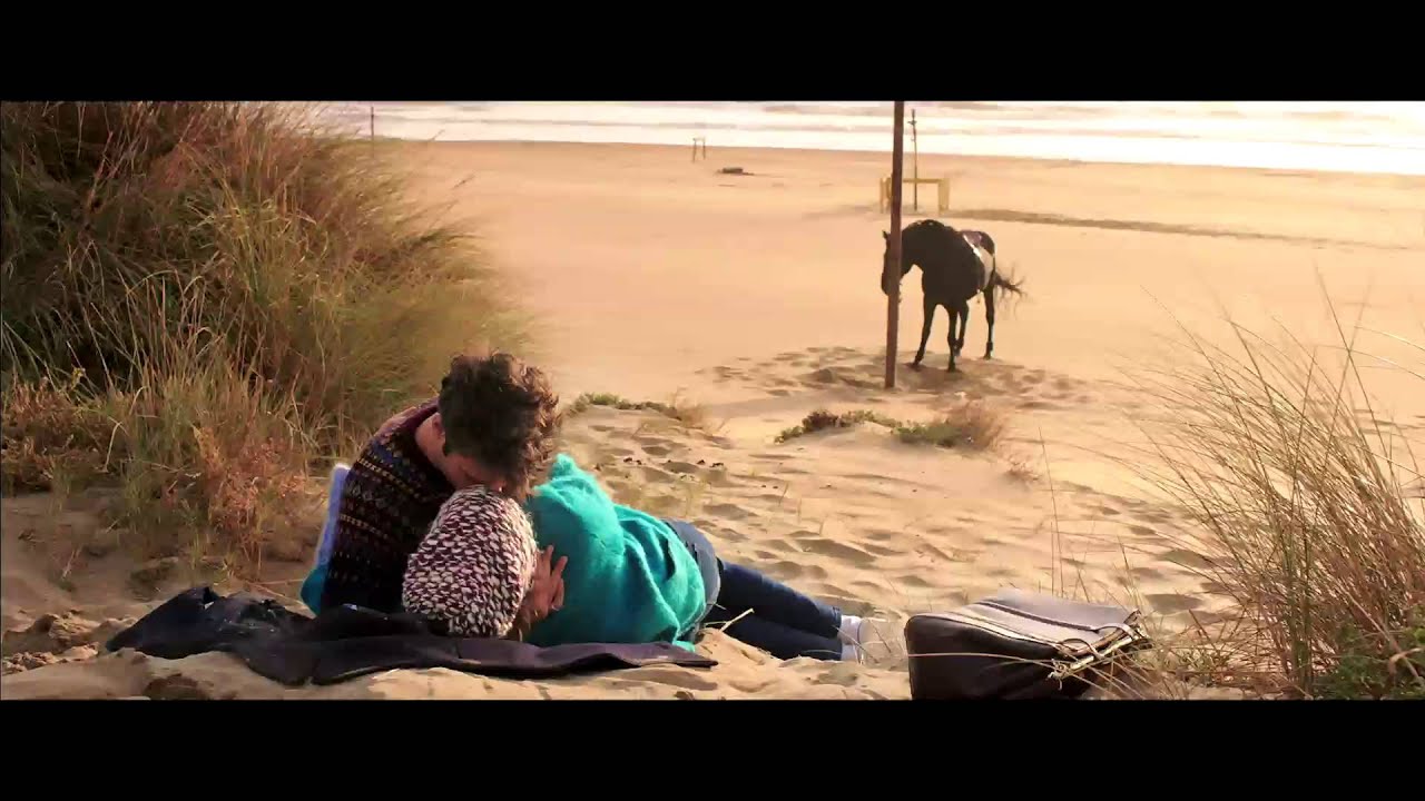 POLI OPPOSTI - SCENA DAL FILM: 