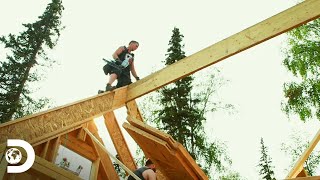 Constructor se salva de una caída mortal, y ahora va por un segundo intento | Operación Alaska