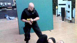 Weapons Disarming.AVI