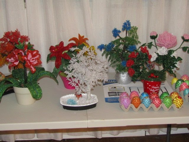 Цветы и деревья из бисера. Плетение для начинающих