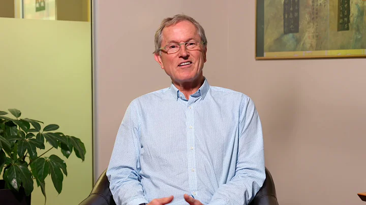 Dr Julian Fuller