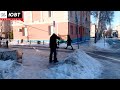 Люди падают на льду: в Альметьевске жалуются на сильный гололед