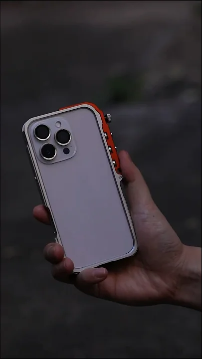 The main feature is a cool, mechanical, mecha style! Mecha phone case phone case metal #shorts