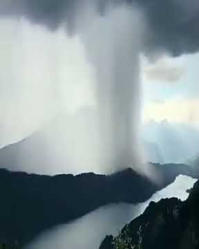 Cloud Burst live. Real video