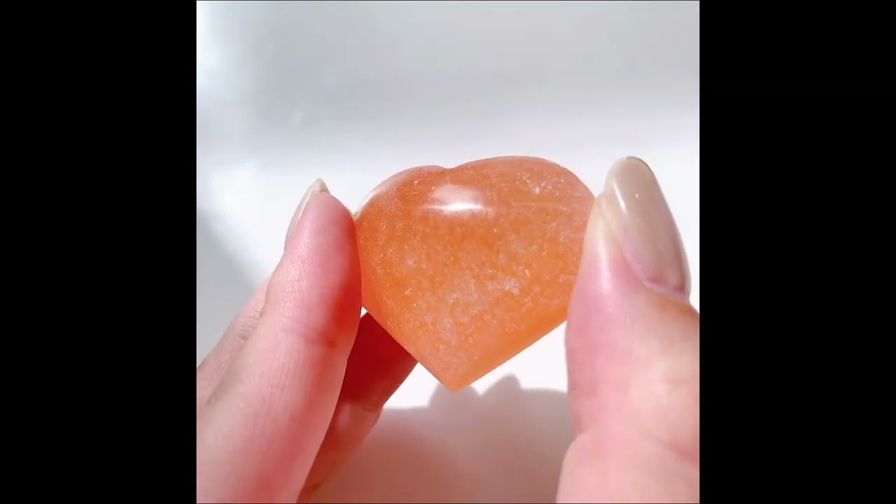オレンジセレナイト ハート型 | ハート型 | Crystals by Purely