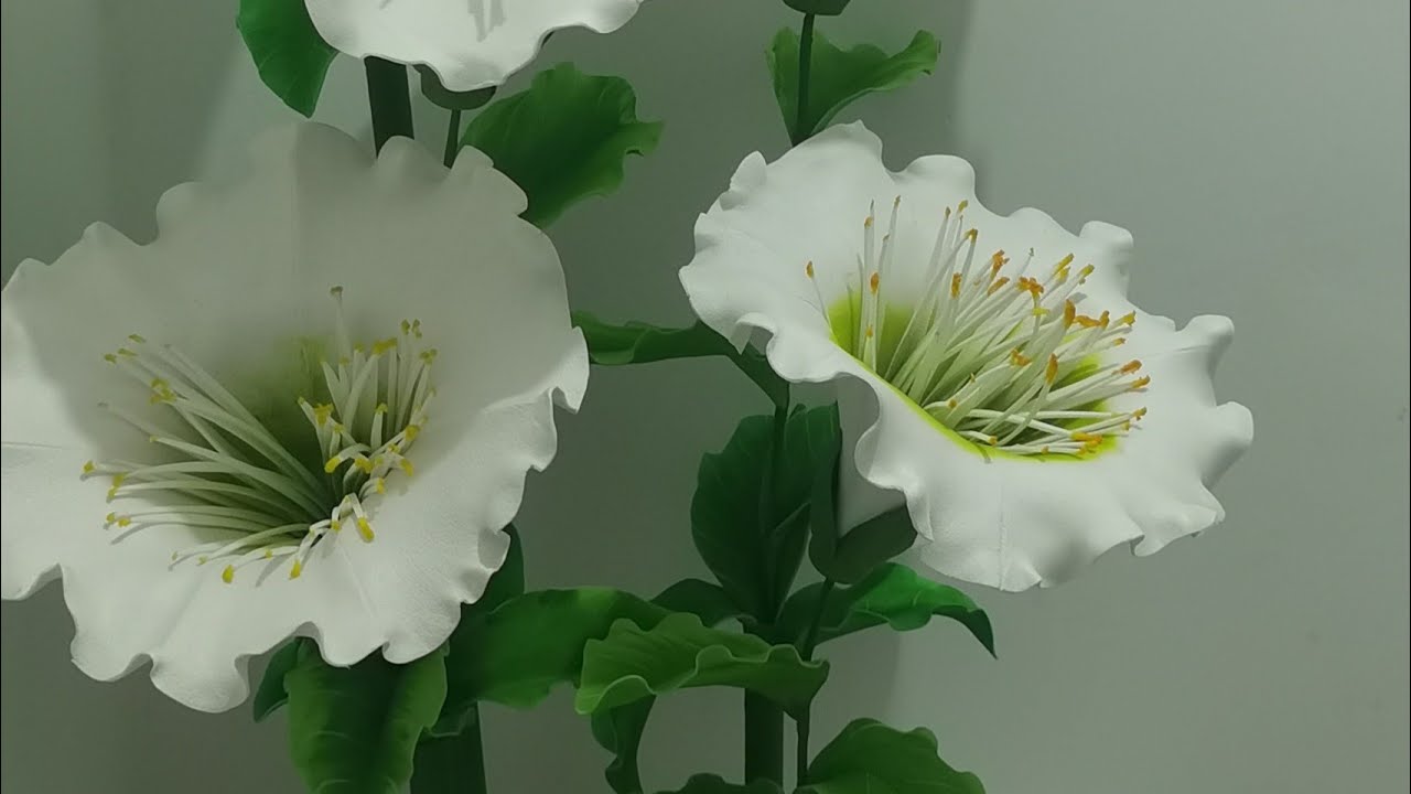 Como fazer uma linda flor gigante em EVA sem frisador