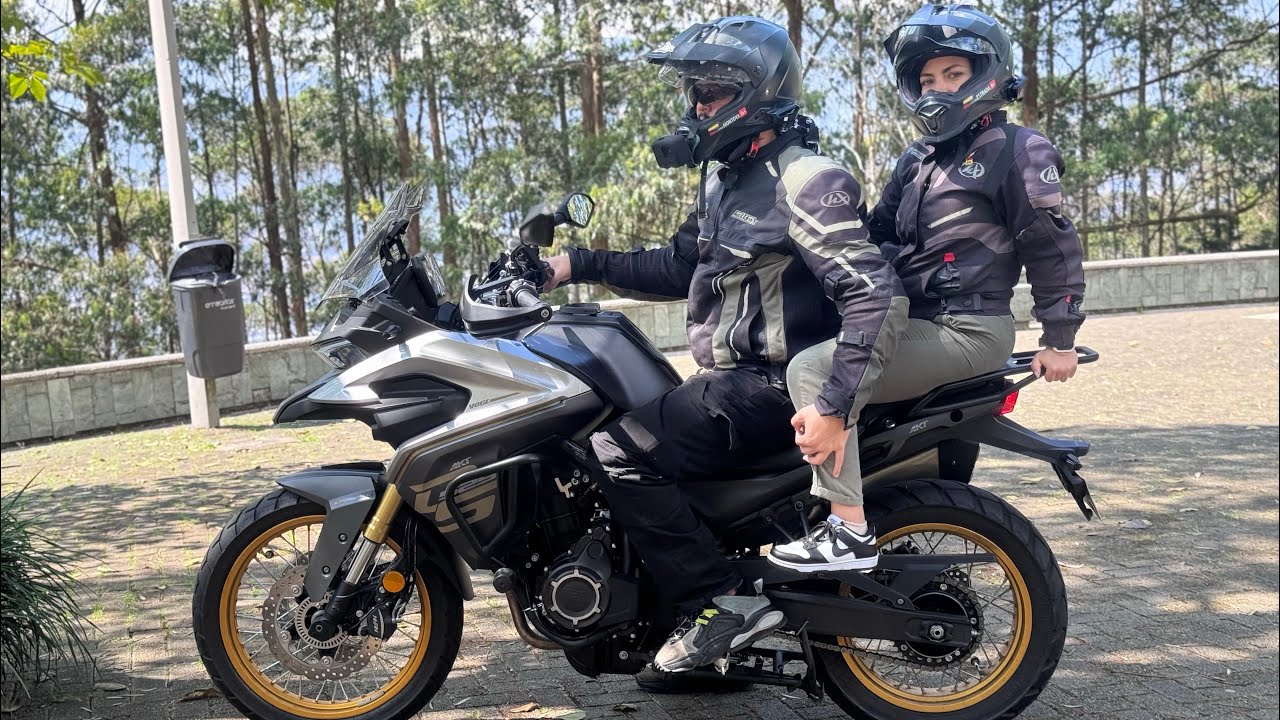 VOGE DSX 525 Prueba en Subida con 2 Personas! 🔥