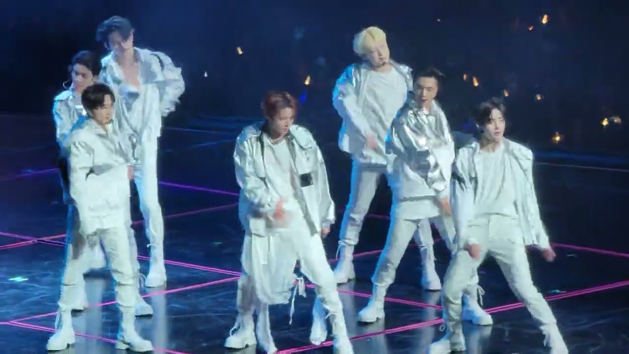 [FANCAM] ENHYPEN [엔하이픈] FATE+ in ANAHEIM - Intro+Future Perfect (Pass the MIC)+Blessed-Cursed+Outro