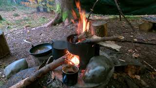 Rainy Overnighter in the Bushcraft Camp
https://www.waldhandwerk.de/kurs-informationen/ https://www.facebook.com/Waldhandwerk https://www.instagram.com/waldhandwerk/
Waldhandwerk Bushcraft - Survival Trainings: http://waldhandwerk.de/
BUSHCRAFT Das Buch vom Waldhandwerk: http://amzn.to/2vFavxA
APO1 from Lilly: https://www.survivallilly.at?ref=993
Kanal auf deutsch: https://www.youtube.com/channel/UCr2lN0oni_JeMepgjmZKZqA
English Channel: http://www.youtube.com/user/Waldhandwerk
Rainy Overnighter in the Bushcraft Camp
Join two bushcraft enthusiasts as they embark on a rainy overnighter in the forest. The video emphasizes the practical skills and enjoyment of a simple outdoor experience.
Key Activities:
Camp Setup: The video starts with a view of the campsite, showcasing a sleeping setup and a tab setup using tarps.
Fire Preparation: The video shows the process of splitting small logs with an axe, creating wood shavings for tinder, and finally lighting the fire.
Cooking: The duo cooks a sausage in a pan over the fire and enjoys the meal.
Woodworking: One person uses tools to carve out a section of a large log, creating a trough-like shape.
#waldhandwerk #Bushcraft #Camping #OutdoorSkills #RainyOvernighter Rainy Overnighter in the Bushcraft Camp