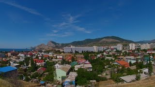 Видео Где поселиться в Судаке? Часть 3. Район ул.Бирюзова от ЧиК, Славянская улица, Судак, Украина