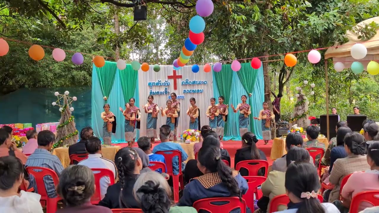 ບົດຟ້ອນ ລຳຕັ່ງຫວາຍ ຂອງຫຼານນ້ອຍຄຣິສຕະຈັກຫຼັກ29