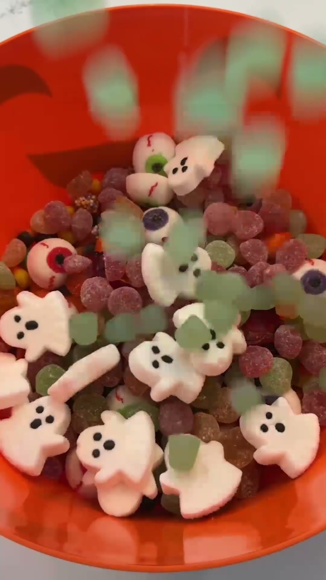 don’t forget to eat your candy corn @mikayla.mcneany #asmr #halloween #candy #trickortreat